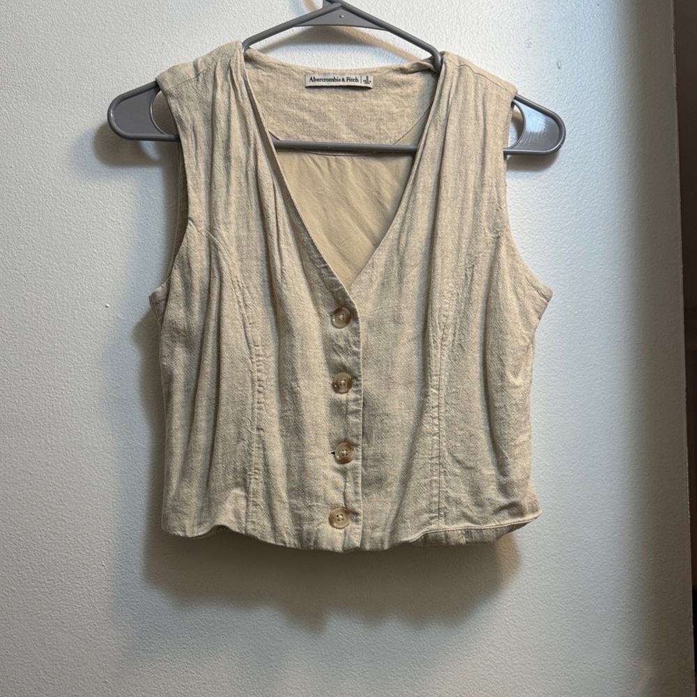 Abercrombie & Fitch Beige Button Up Vest